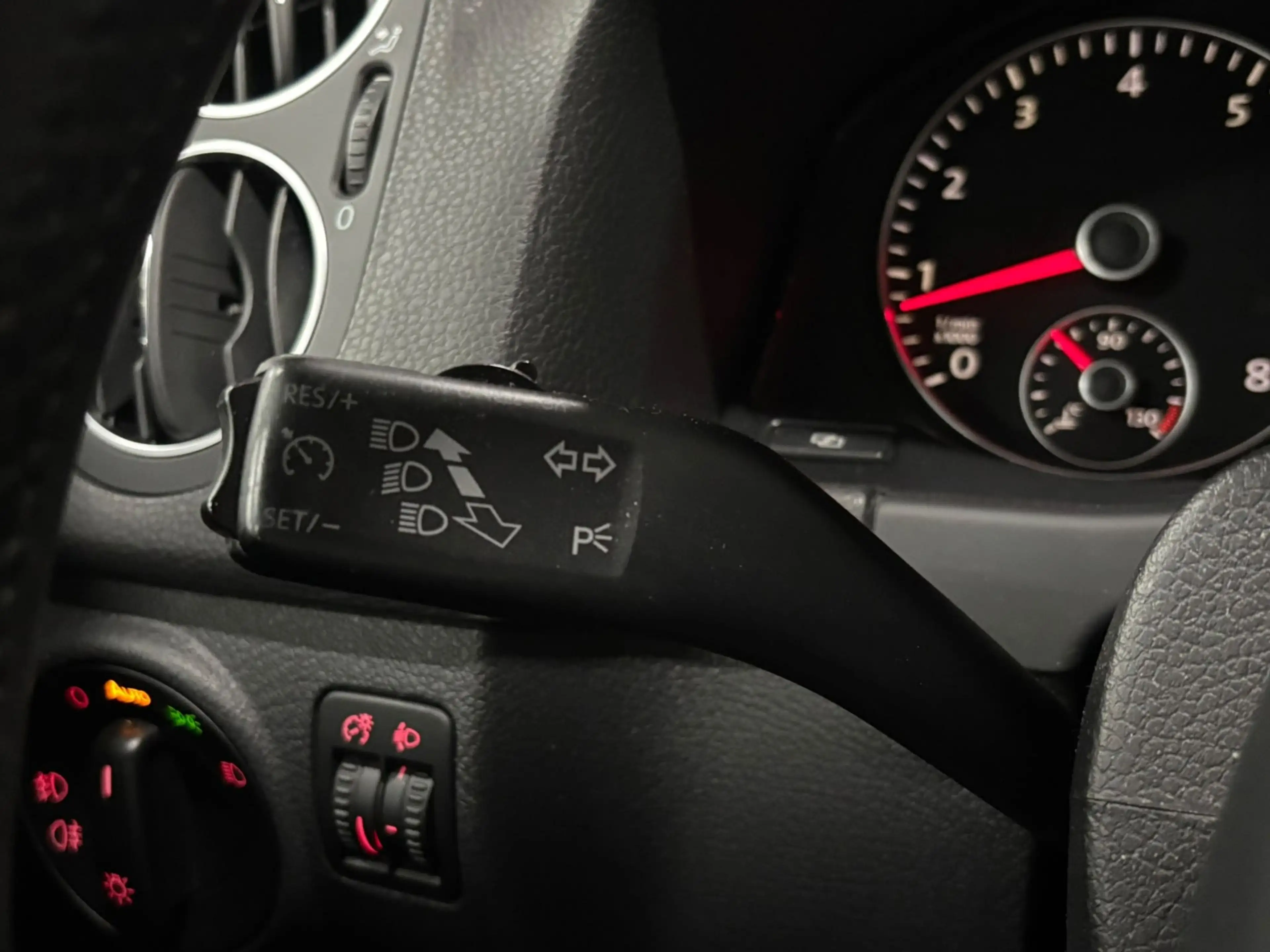 Volkswagen Golf Plus 1.4 TSI Highline - Cruise - Infotainment - — photo 21