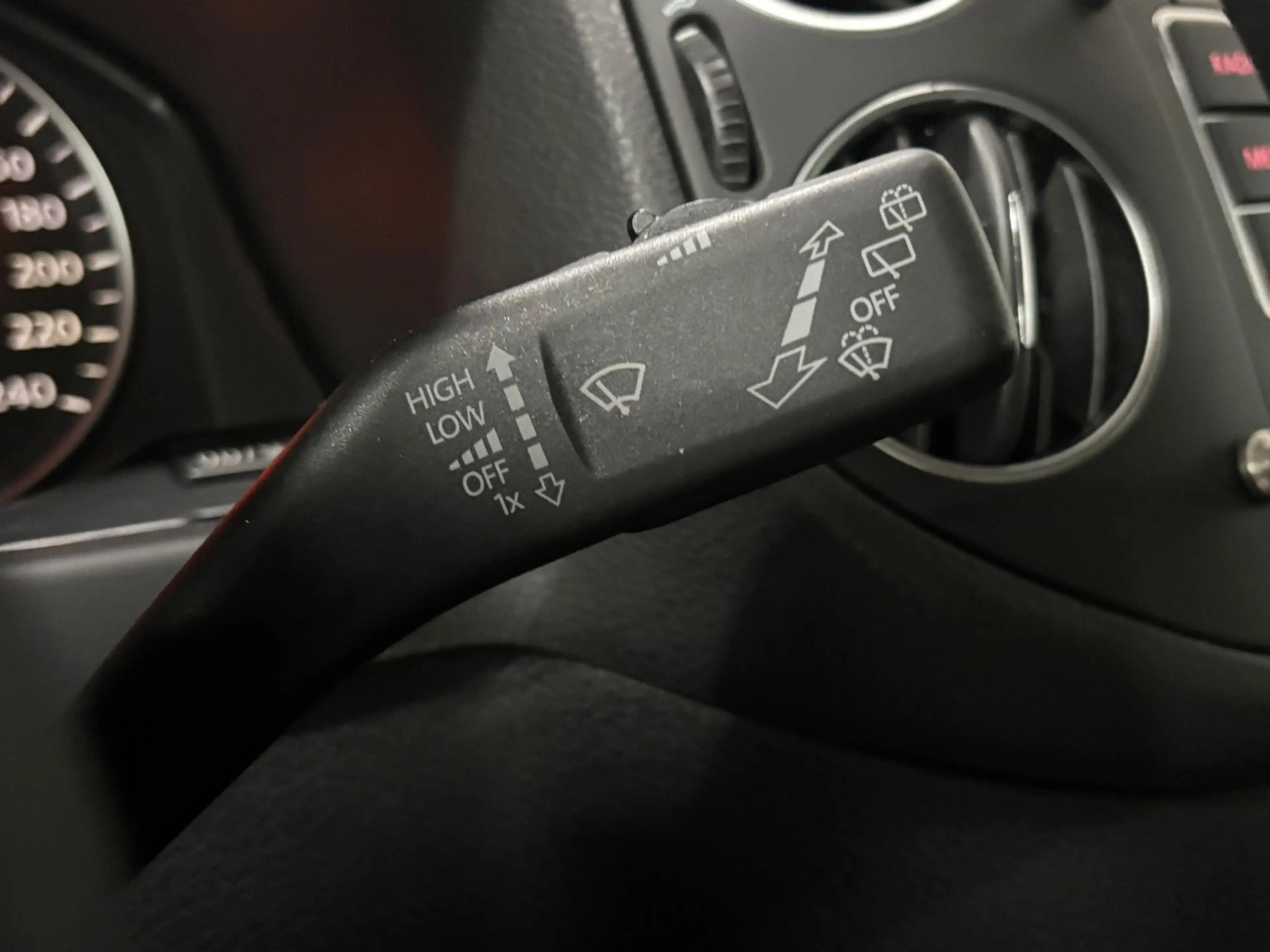 Volkswagen Golf Plus 1.4 TSI Highline - Cruise - Infotainment - — photo 20
