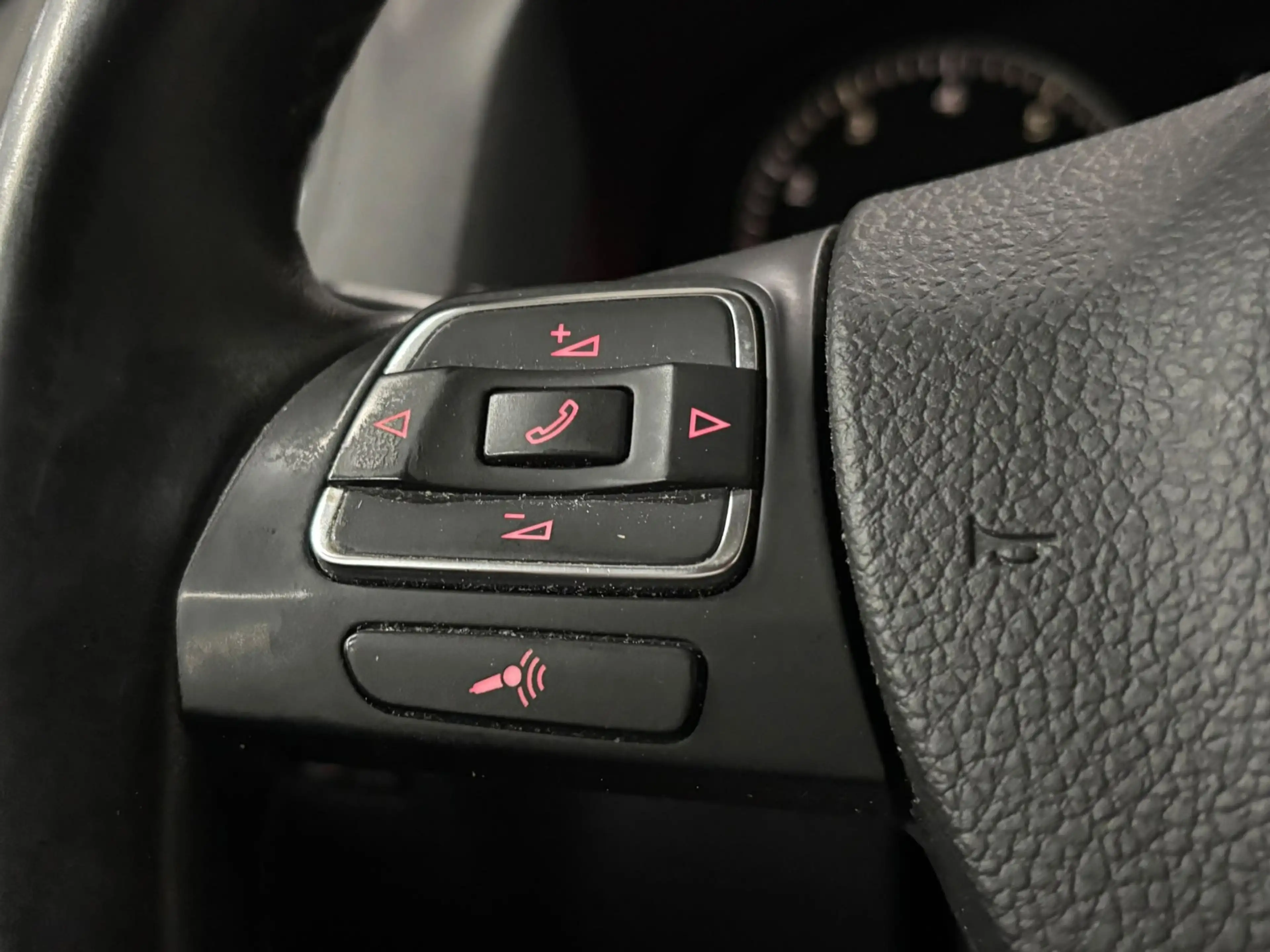 Volkswagen Golf Plus 1.4 TSI Highline - Cruise - Infotainment - — photo 19
