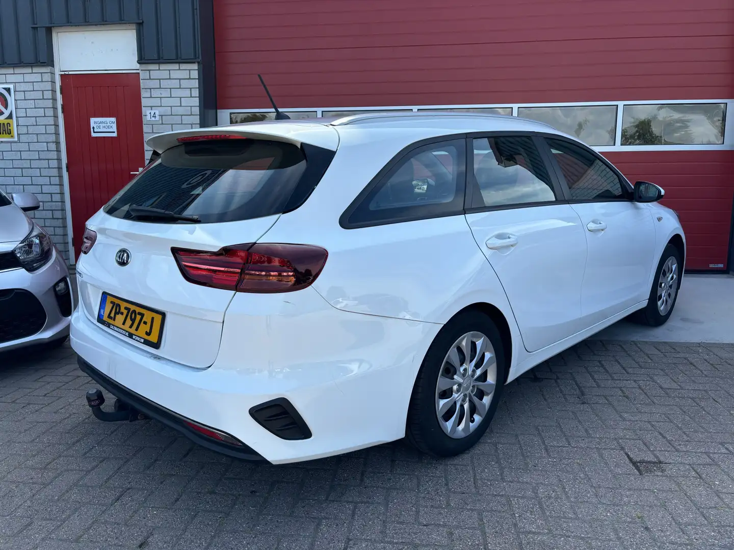 Kia Ceed SW / cee'd SW Sportswagon 1.0 T-GDi Comfortline TREKHAAK / BLUET Blanco - 2