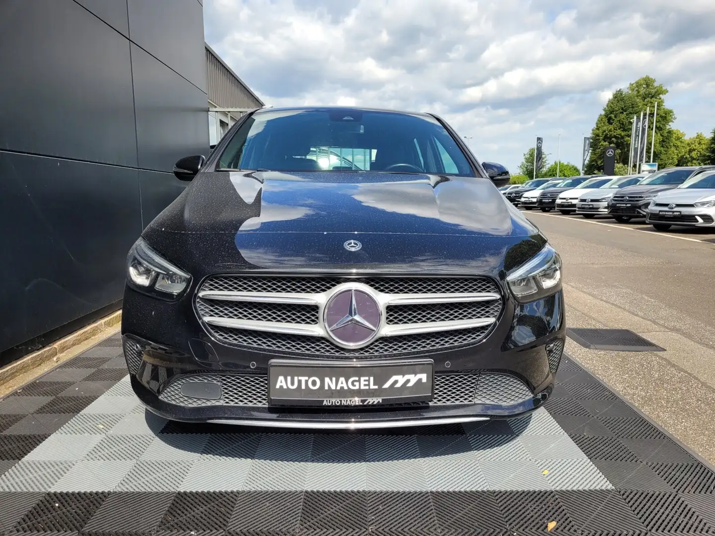 Mercedes-Benz B 200 B 200 d Progressive PTS+SHZ+MBUX+LED+ Navi/Autom. Zwart - 2