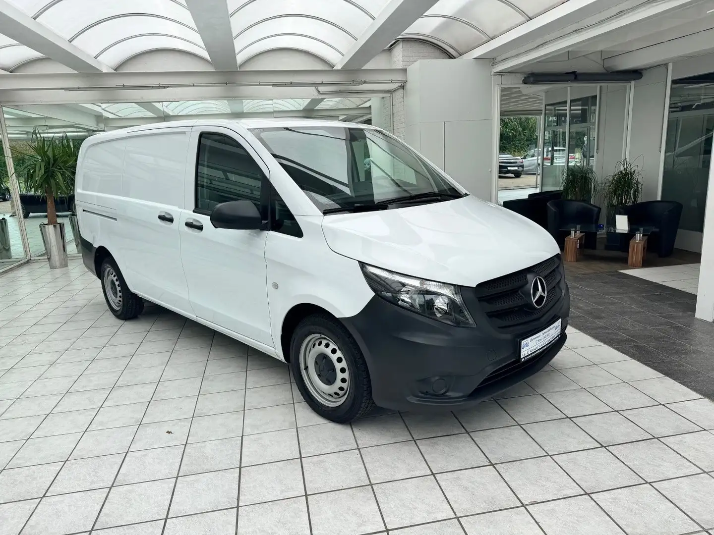 Mercedes-Benz Vito Kasten lang 110CDI Klima ,Sitzheizung,Tempo Weiß - 1