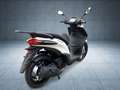 Piaggio 125 i-get Weiß - thumbnail 5
