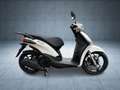 Piaggio 125 i-get Weiß - thumbnail 6