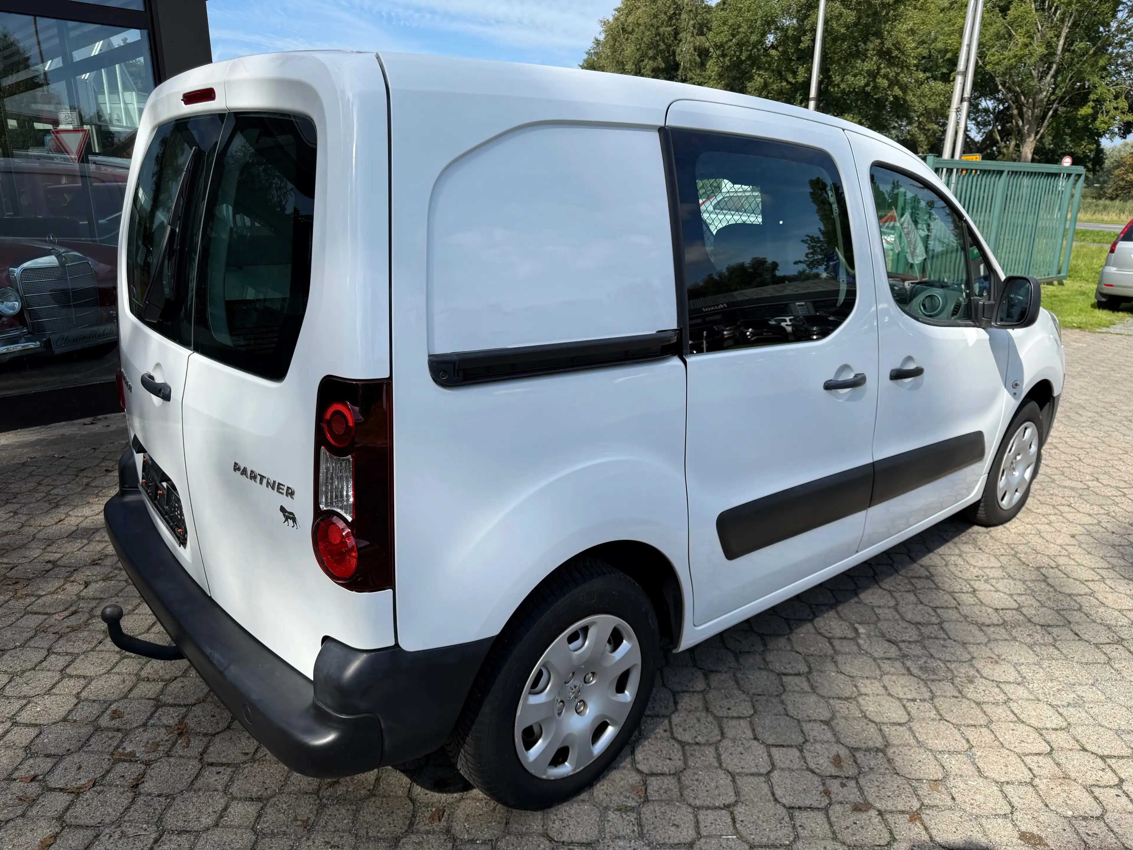 Peugeot Partner 1.6 16V VTi L1 98 VTi Komfort *nur 43 TKM*1.Hand*Scheckheft*gepflegt* — photo 5
