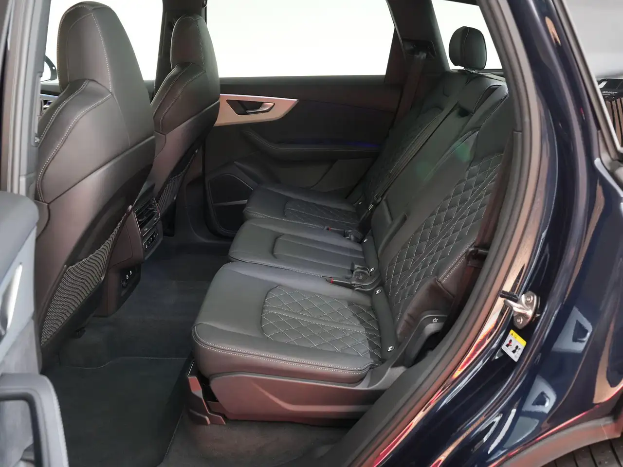 Audi Q7 60 TFSI e quattro Pro Line S Competition achteras, миниатюра 22