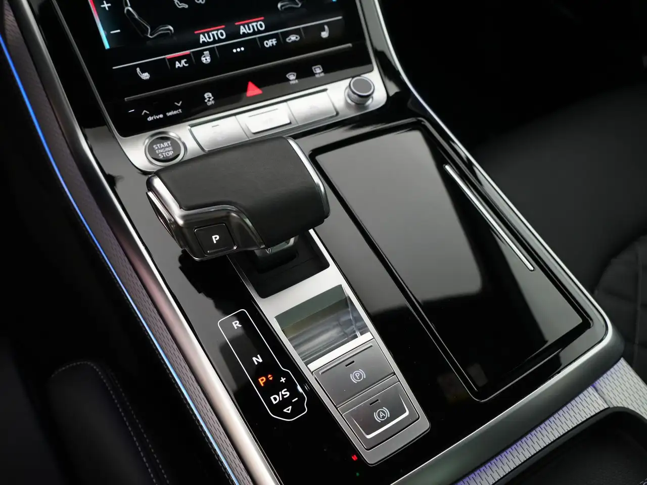 Audi Q7 60 TFSI e quattro Pro Line S Competition achteras, миниатюра 15