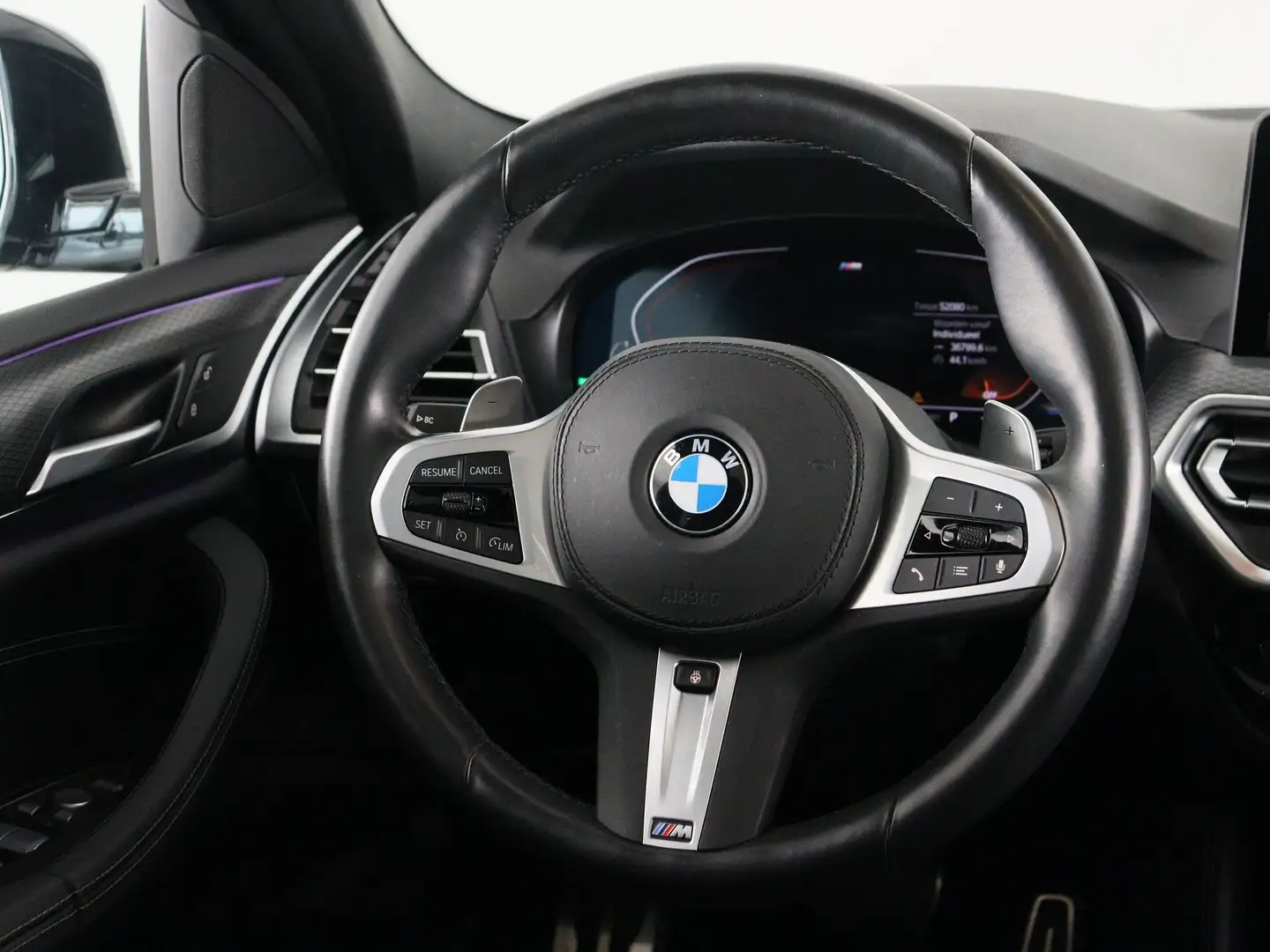 BMW X4 xDrive20i M Sport Pro Zwart - 2