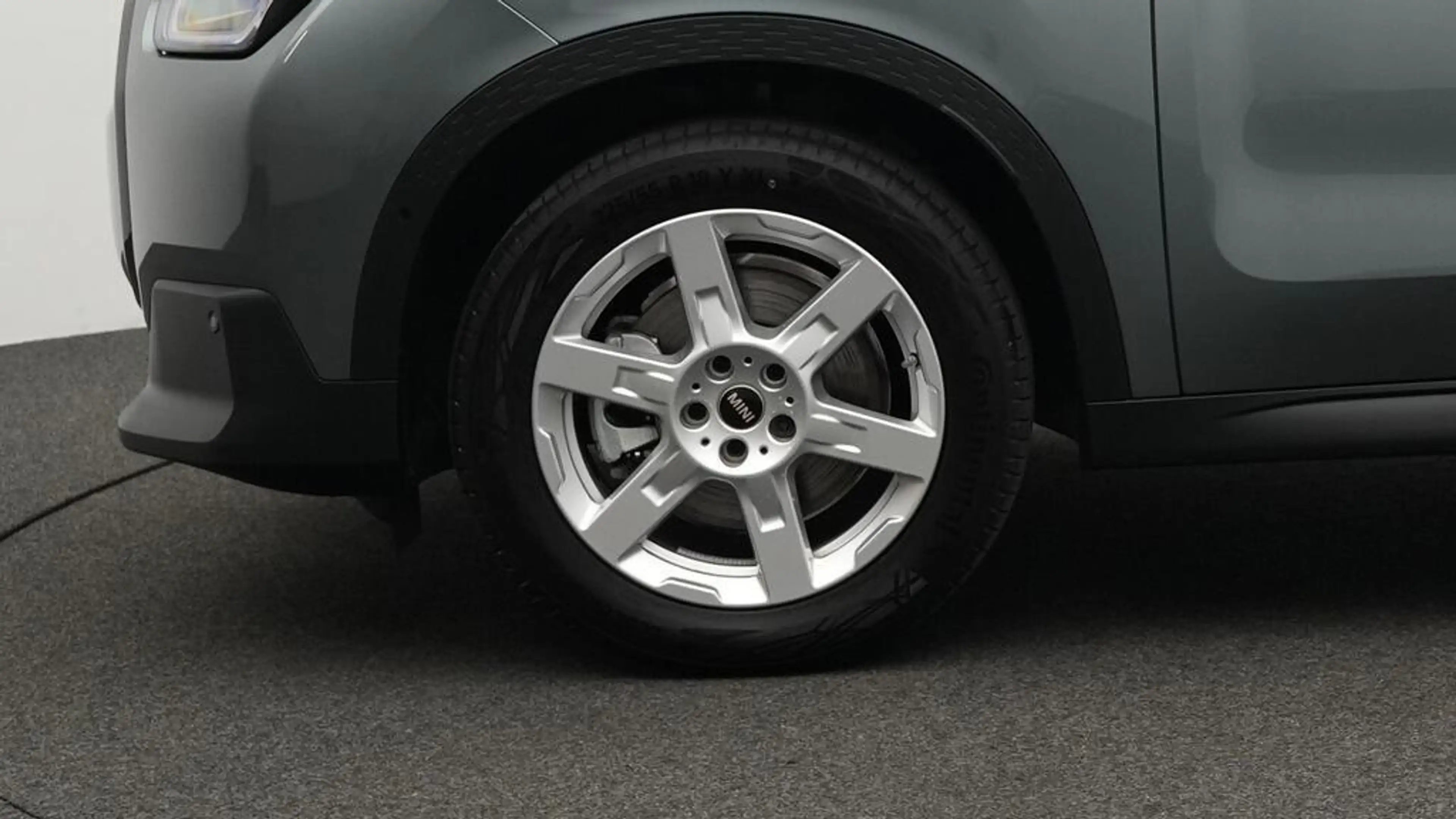 MINI Countryman C Classic Trim — photo 11