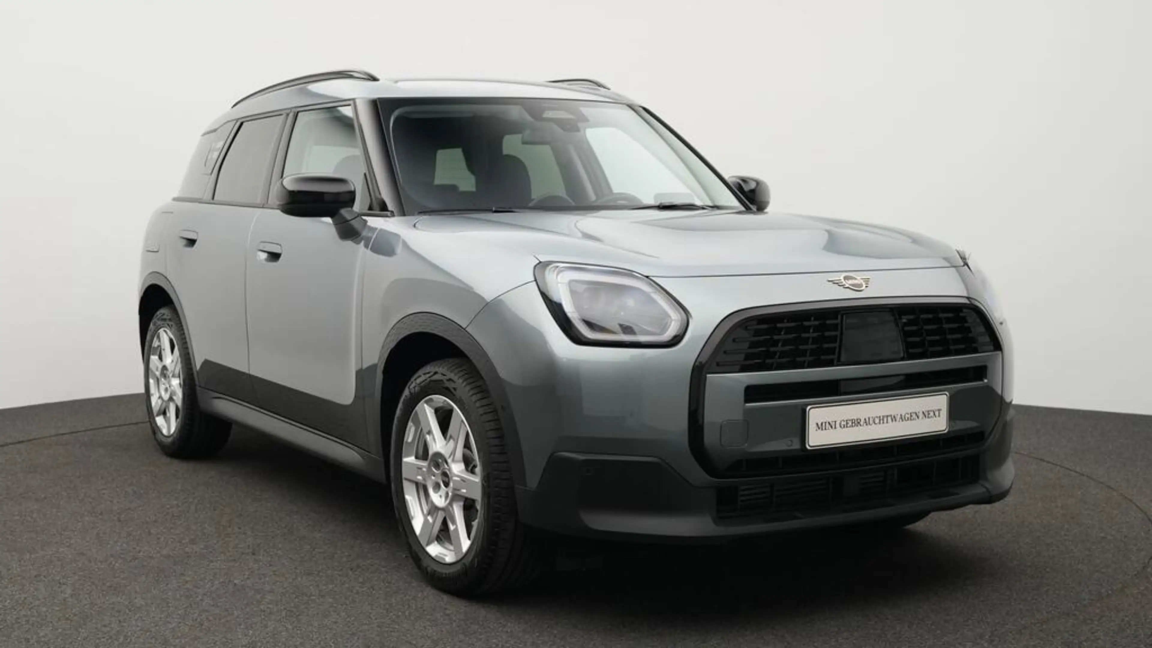 MINI Countryman C Classic Trim — photo 14