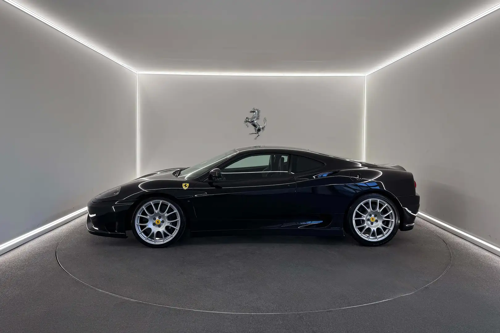 Ferrari 360 Challenge Stradale / Nuovo Nero Daytona Černá - 2