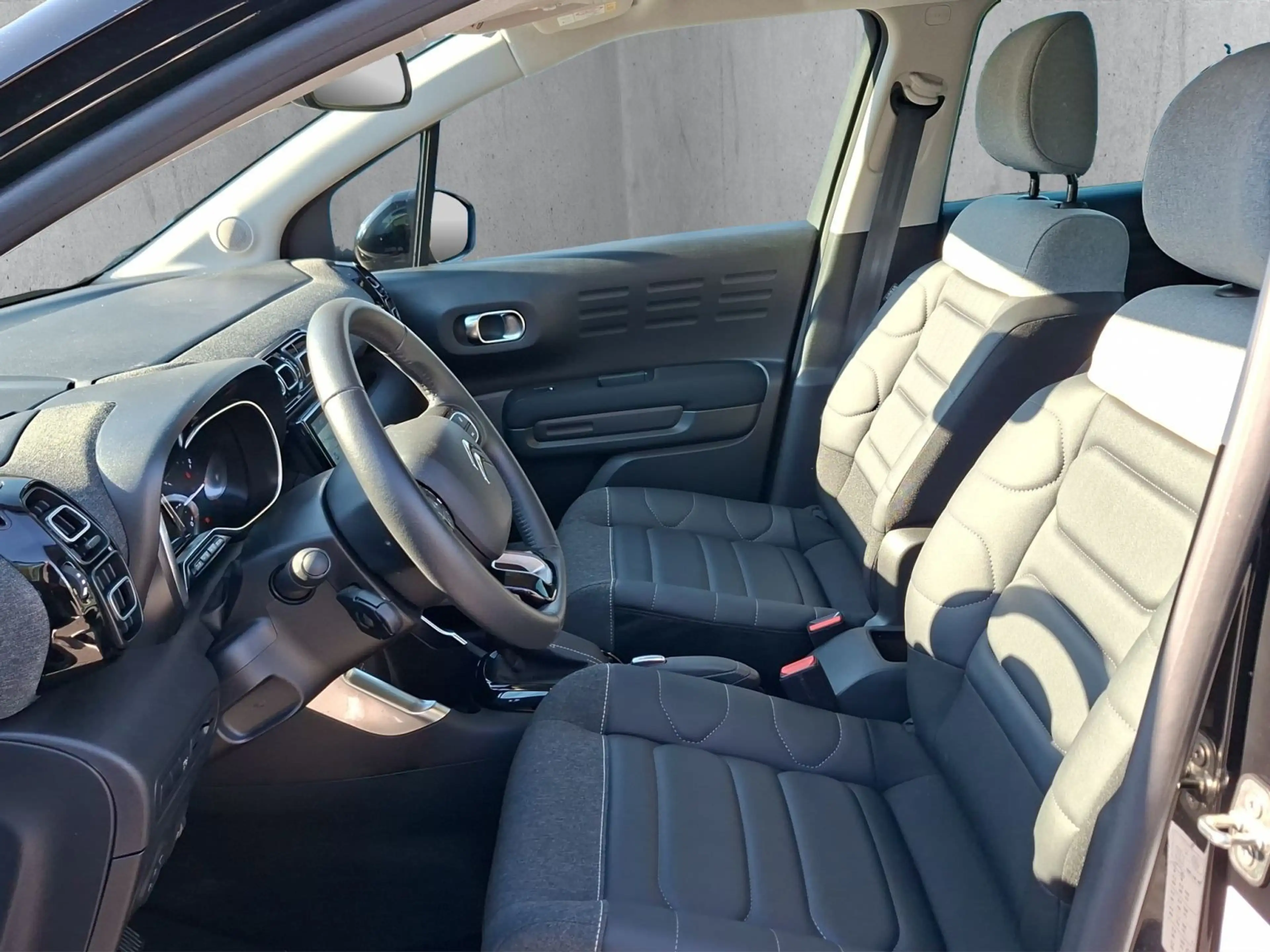 Citroen C3 Aircross Max 130 EAT6 — photo 9