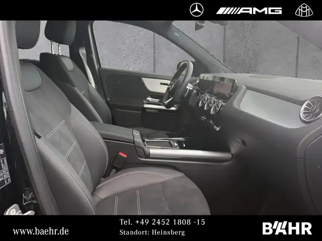 Mercedes-Benz GLA view 5
