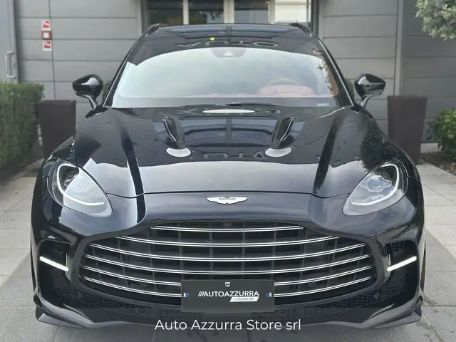 Aston Martin DBX view 16