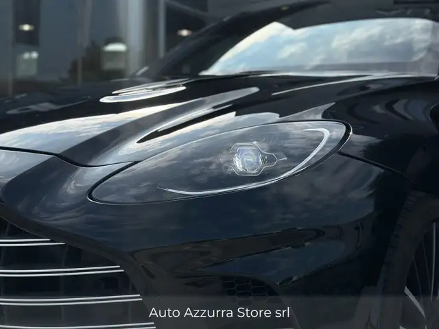 Aston Martin DBX view 19