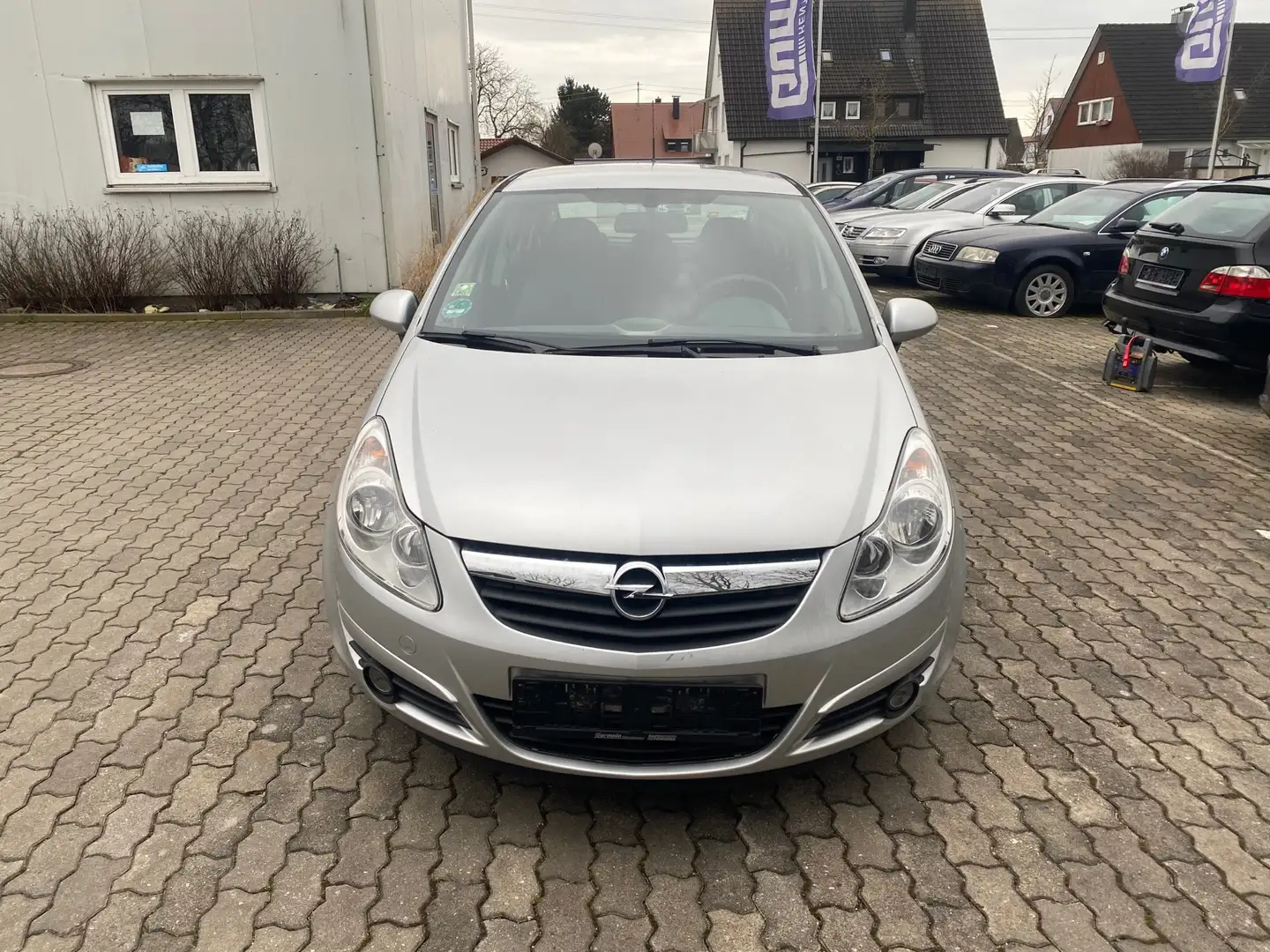 Opel Corsa 1.4 16V Cosmo Silber - 1