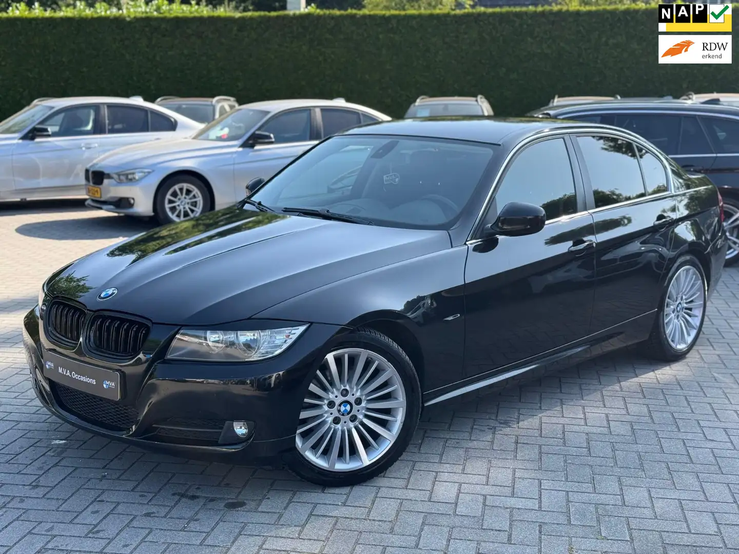 BMW 318 3-serie 318i Business Line|Nieuwe Ketting|Automaat Zwart - 1