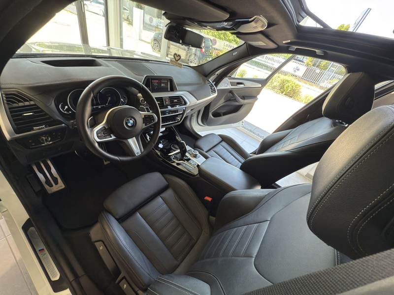 BMW X3 xDrive 20i M Sport LED*PANO*RFK*HEADUP — photo 9