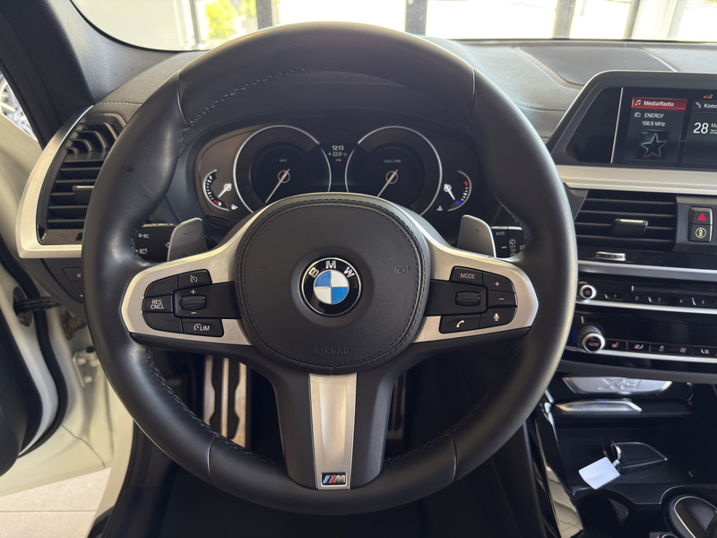BMW X3 xDrive 20i M Sport LED*PANO*RFK*HEADUP — photo 11