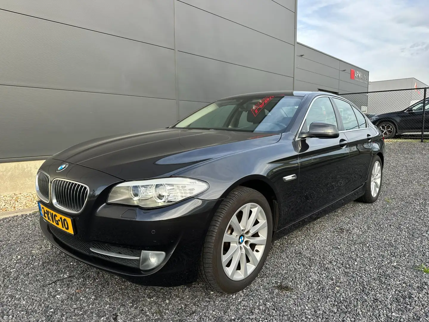 BMW 520 5-serie 520i Business Leder | Clima | Navi Gris - 2