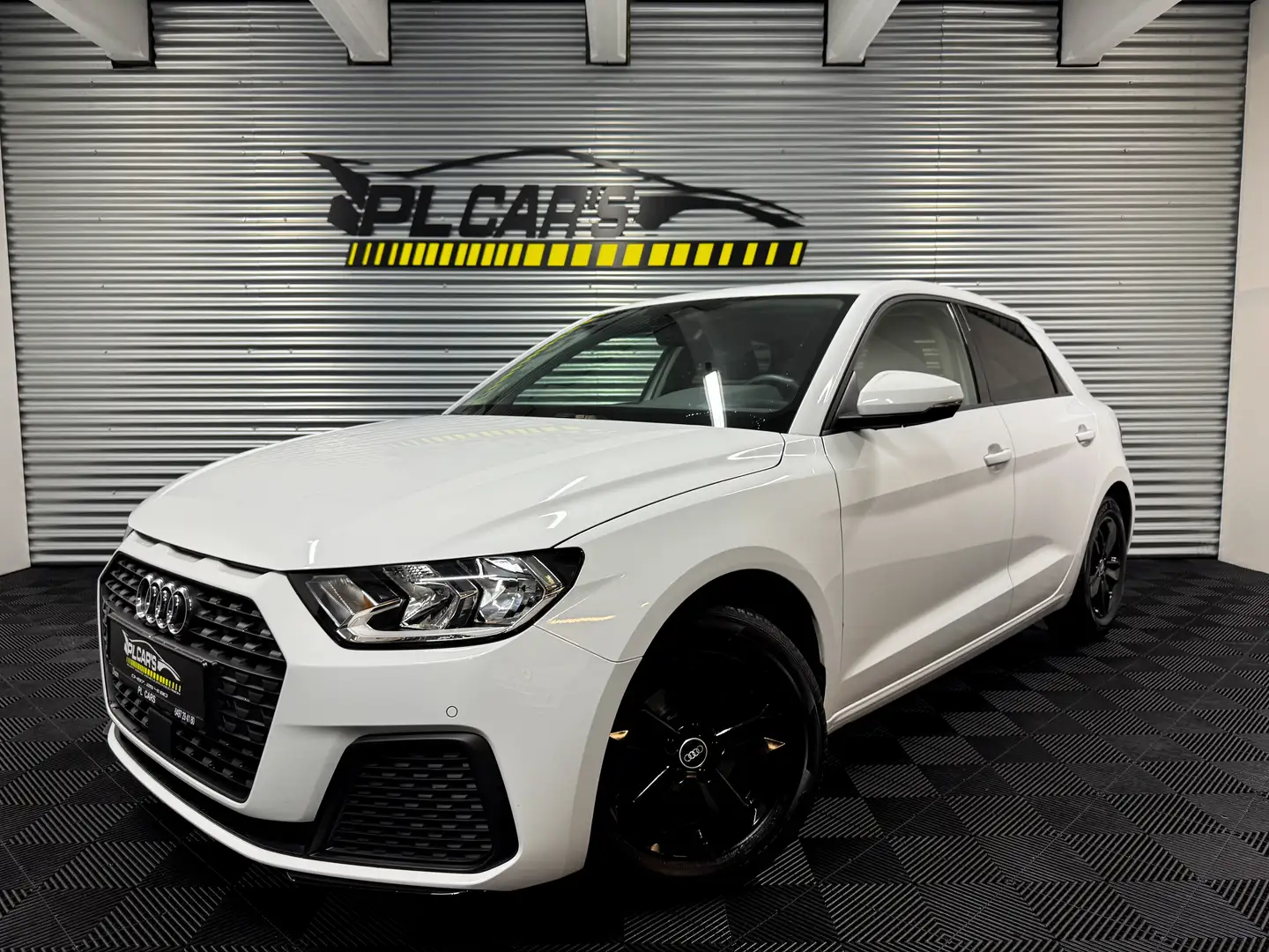 Audi A1 A1 30 TFSI S tronic | LOOK S LINE | GARANTIE - 2