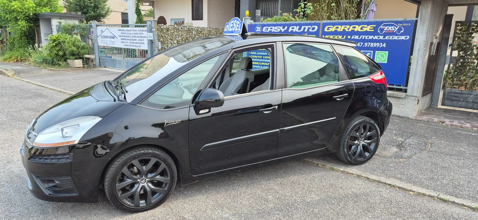 Citroen C4 Picasso 2.0 HDi 138 FAP CMP6 Elegance Noir - 2