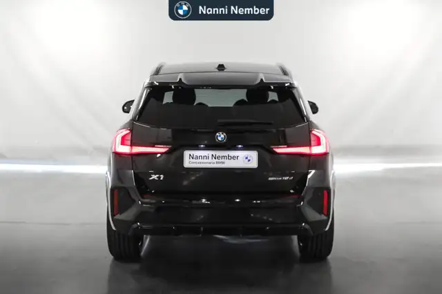 BMW X1 view 4