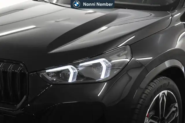 BMW X1 view 5