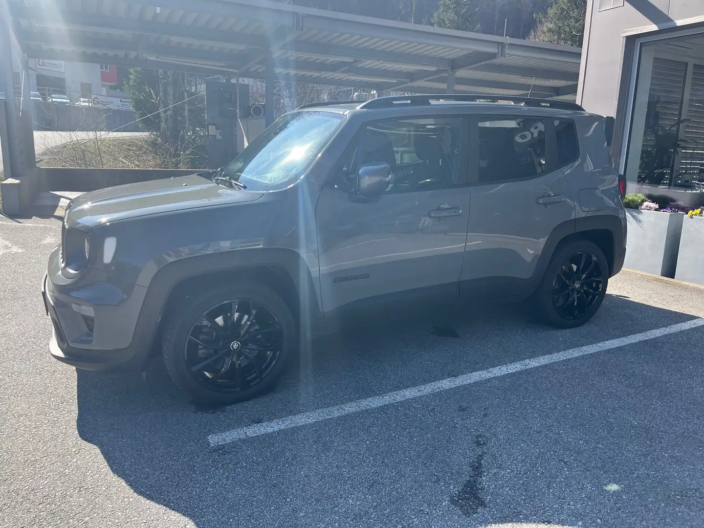 Jeep Renegade Renegade 1.3 PHEV 240PS AT 4xe S S Grau - 1