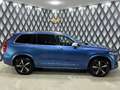 Volvo XC90 Allrad R-Design // LUFTFAHRWERK // STANDHEIZUNG // Blau - thumbnail 8