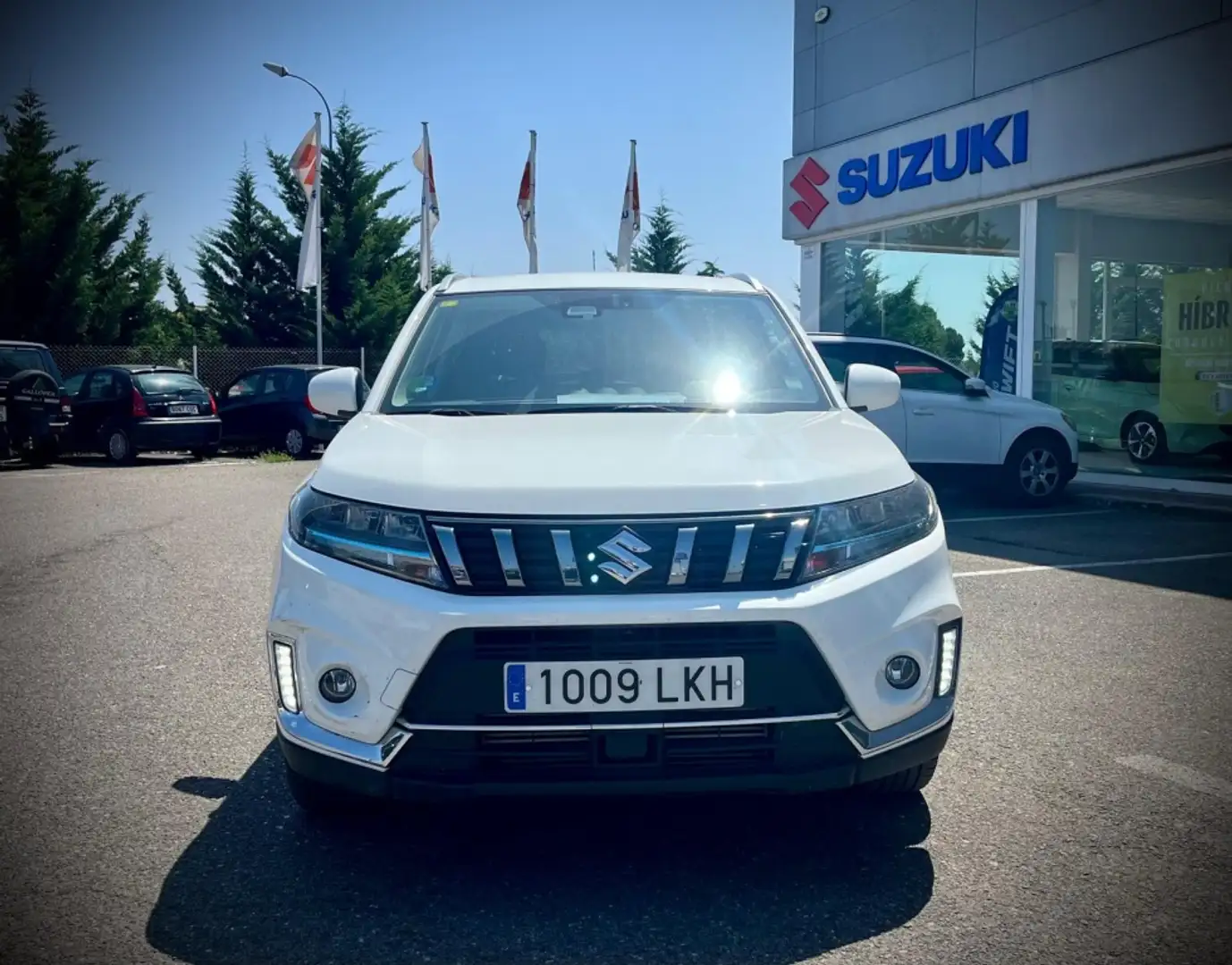 Suzuki Vitara 1.4 SMART HYBRID GLE 129 5P Blanco - 2