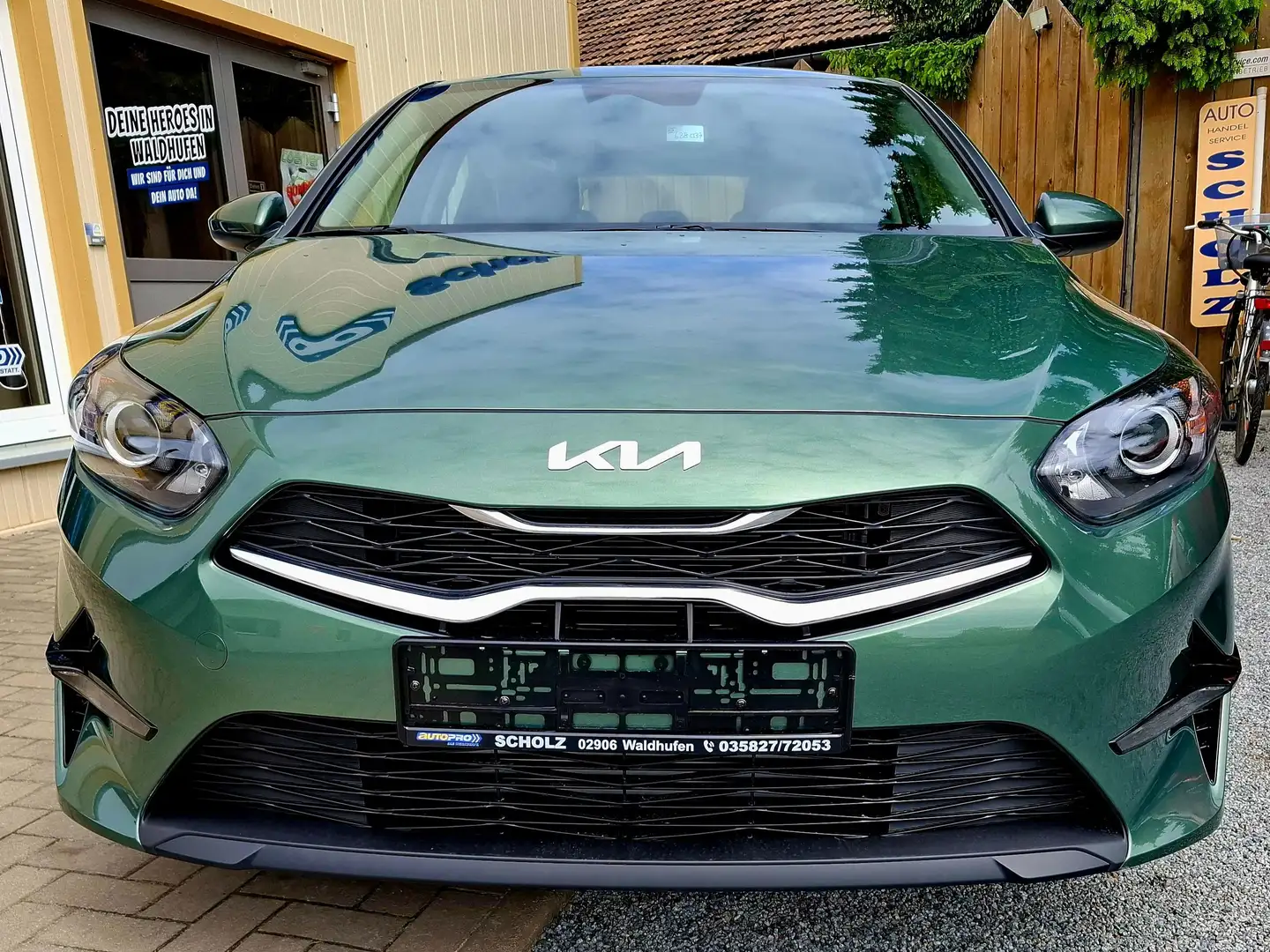 Kia Ceed / cee'd Vision 1,5 T-GDi 140PS Automatik,SH,LH,Kamera Grün - 2