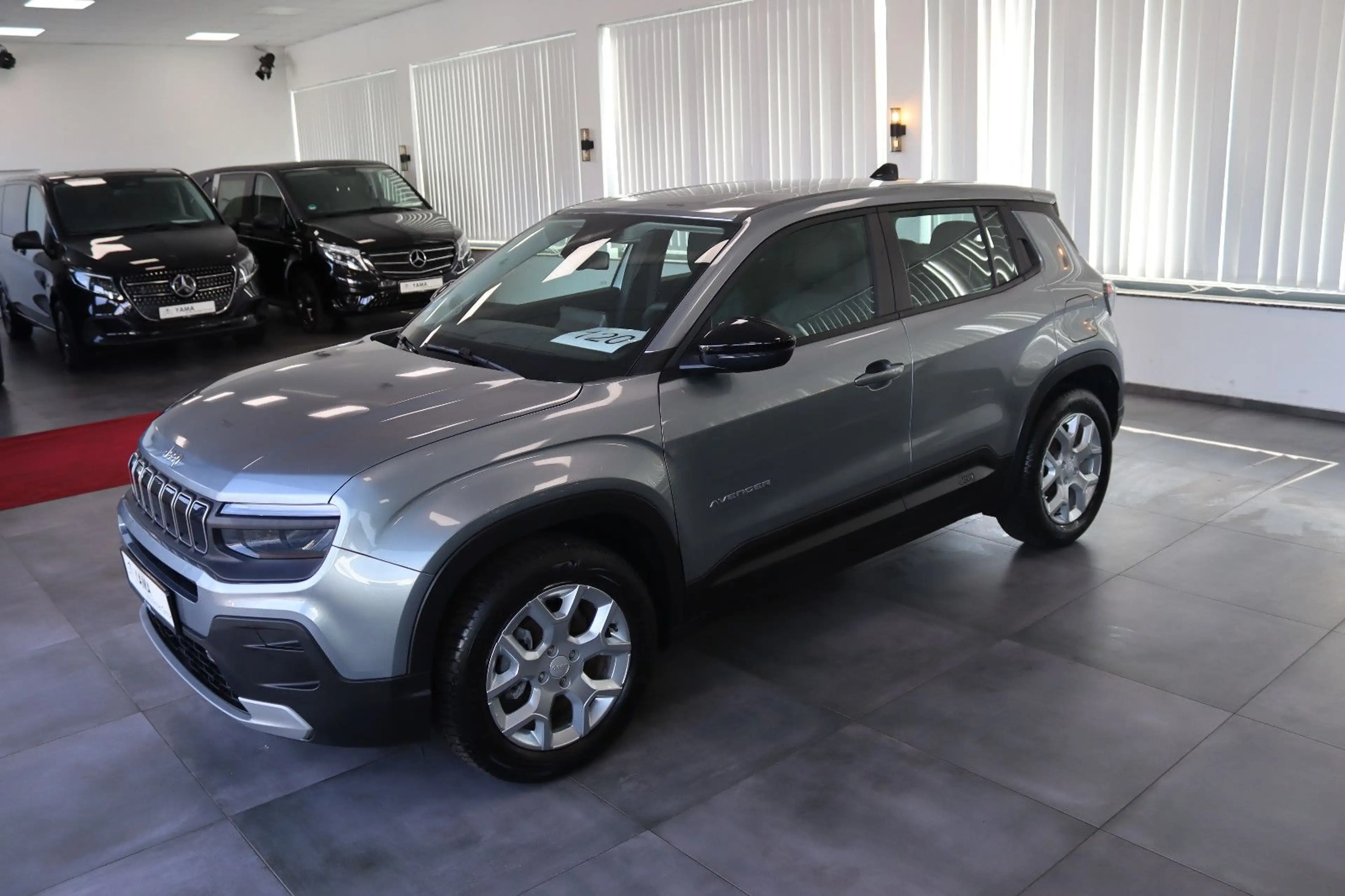 Jeep Avenger 1.2 Altitude * 1.HAND + 19TKM *