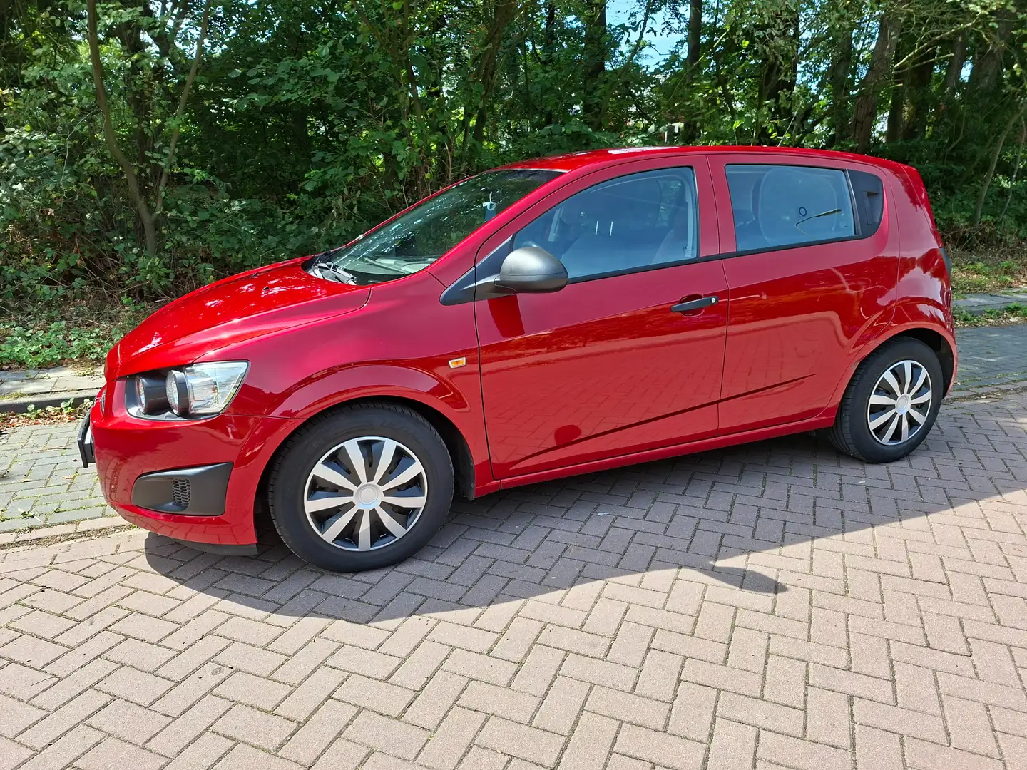 Chevrolet Aveo Aveo 1.2 LS Rood - 1