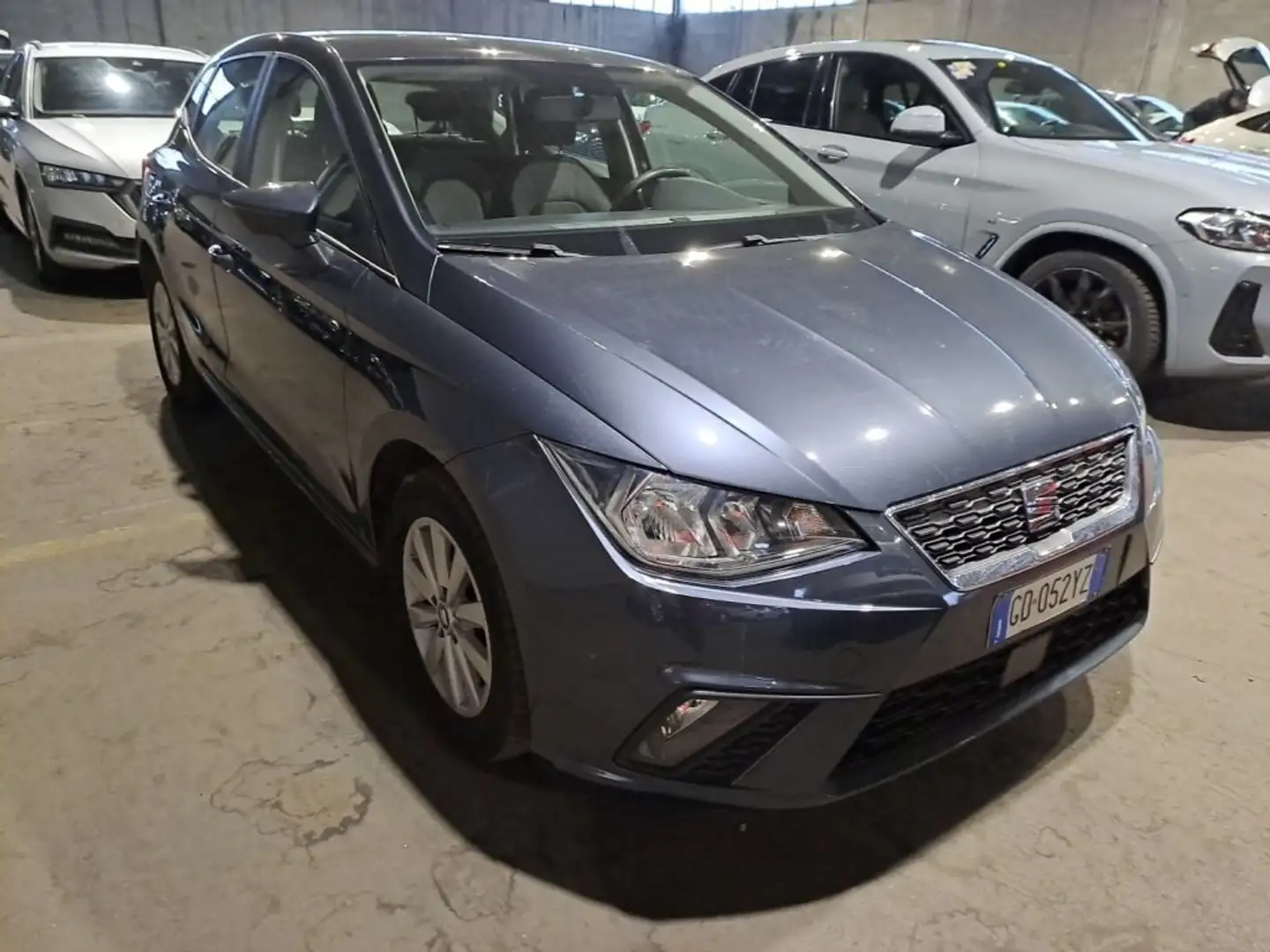 SEAT Ibiza Ibiza 1.0 tgi - targa GD052YZ Grau - 1
