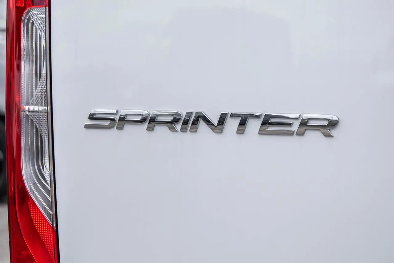 Mercedes-Benz Sprinter снимка Mercedes-Benz Sprinter