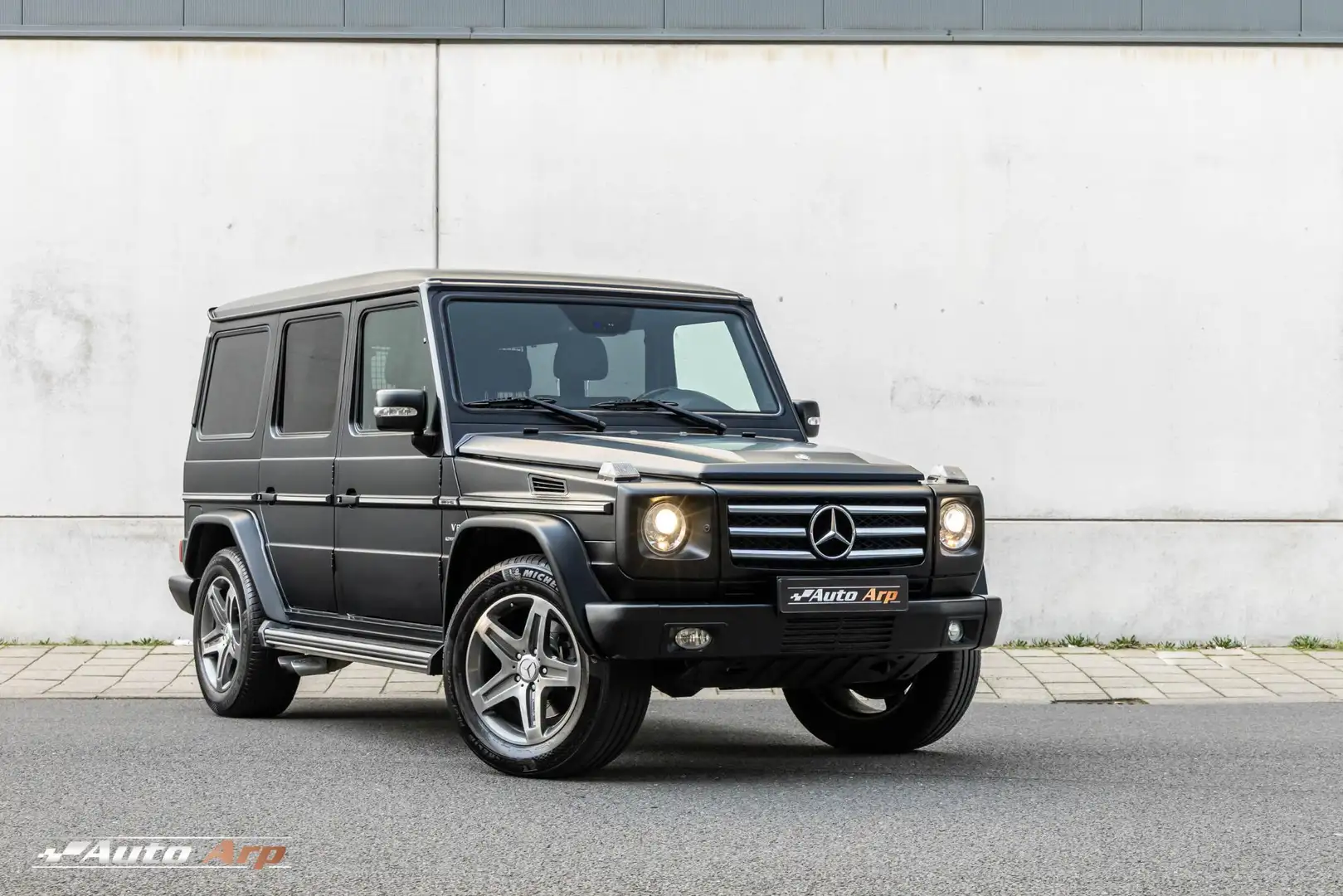 Mercedes-Benz G 55 AMG Kompressor Lang Schwarz - 1