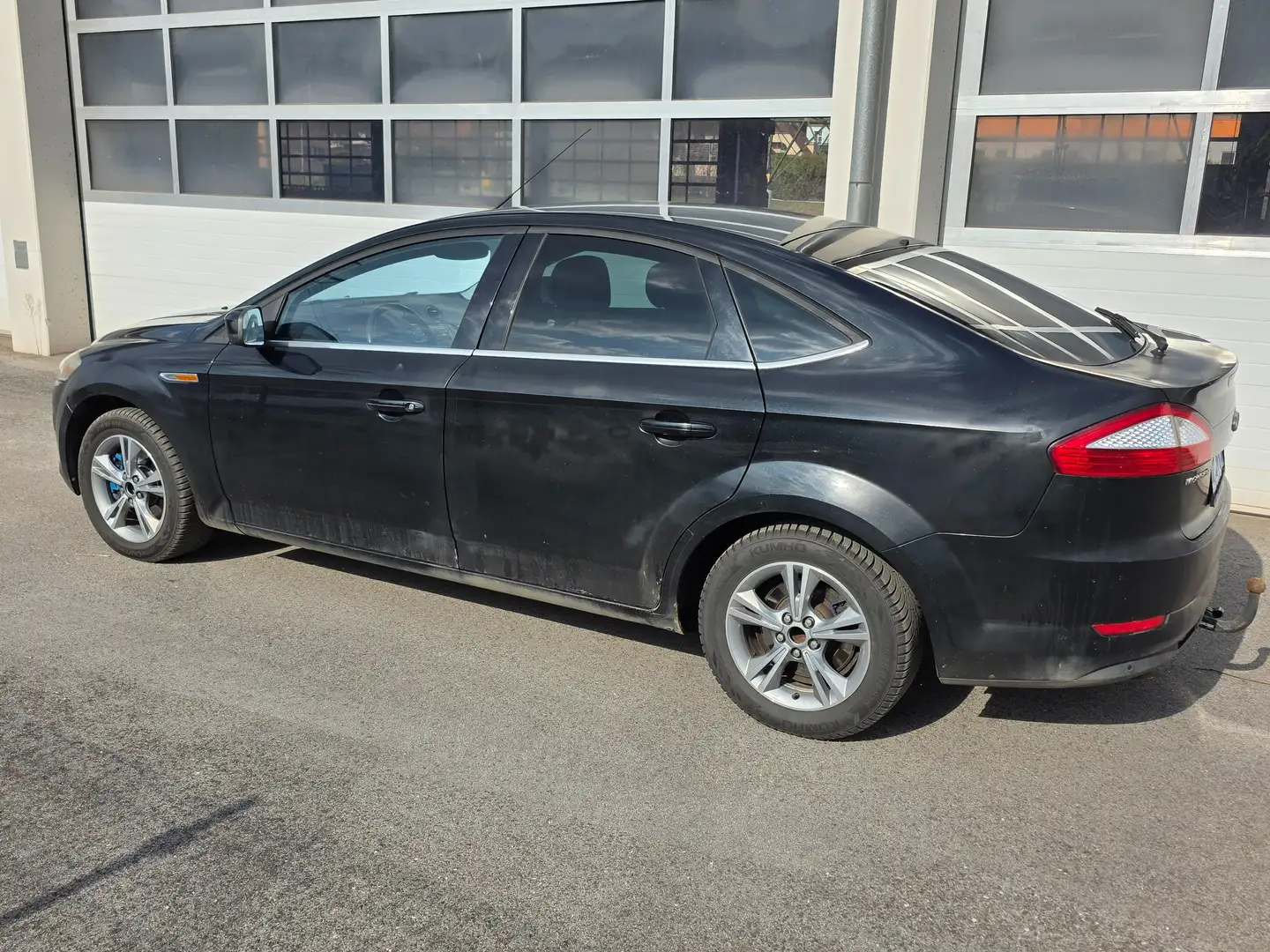 Ford Mondeo Mondeo Titanium X 2,0 TDCi DPF Titanium X Schwarz - 2