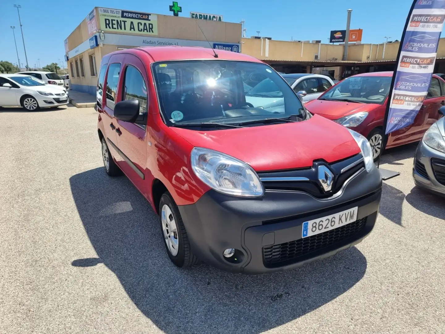Renault Kangoo Combi 1.5dCi Blue Profesional 59kW Rood - 1