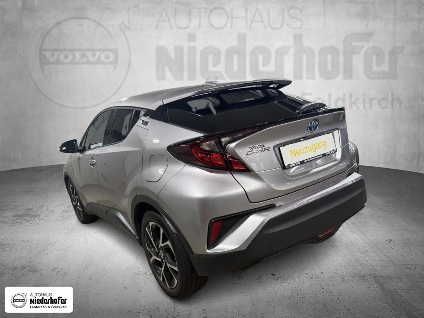 Toyota C-HR 1,8 Hybrid C-LUB CVT Argent - 1
