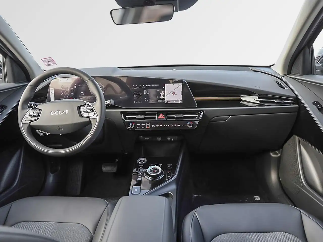 Kia Niro снимка Kia Niro