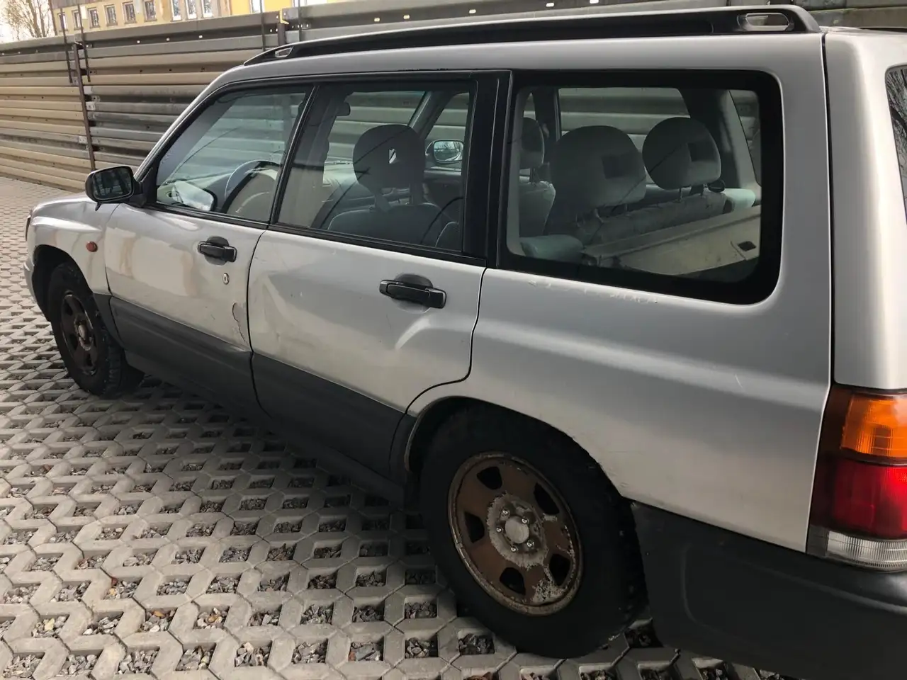 Subaru Forester 2.0 GL, foto 6