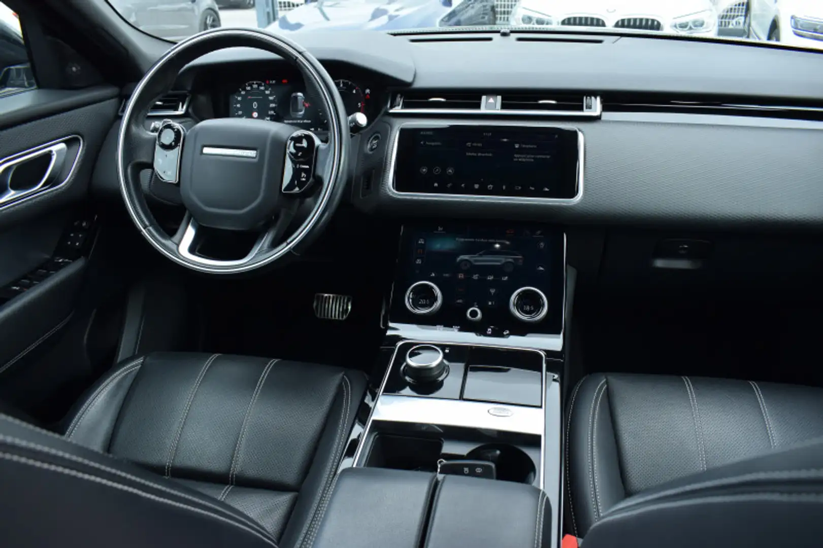 Land Rover Range Rover Velar 2.0D 240CH R-DYNAMIC AWD BVA Noir - 2