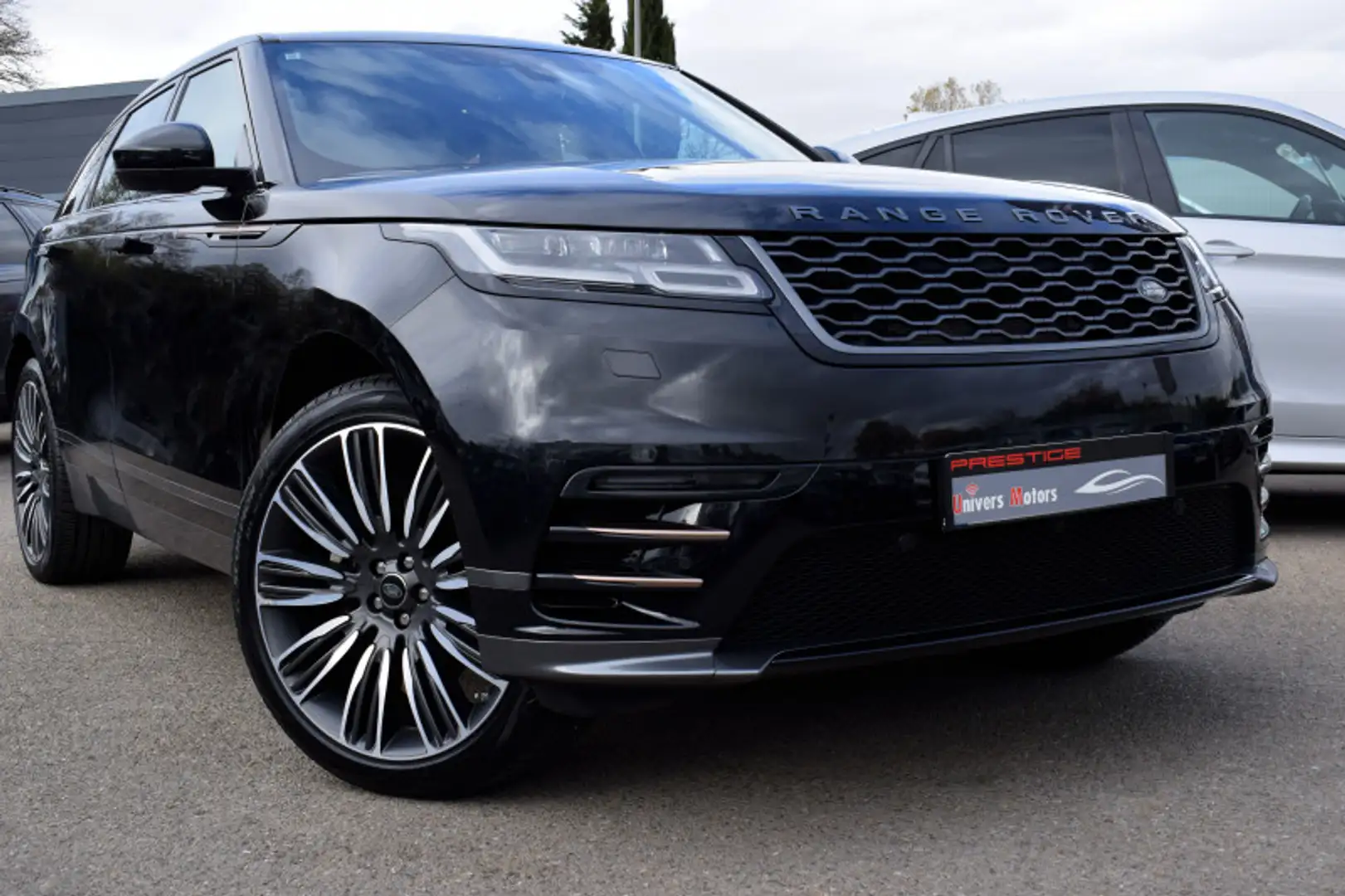 Land Rover Range Rover Velar 2.0D 240CH R-DYNAMIC AWD BVA Noir - 1