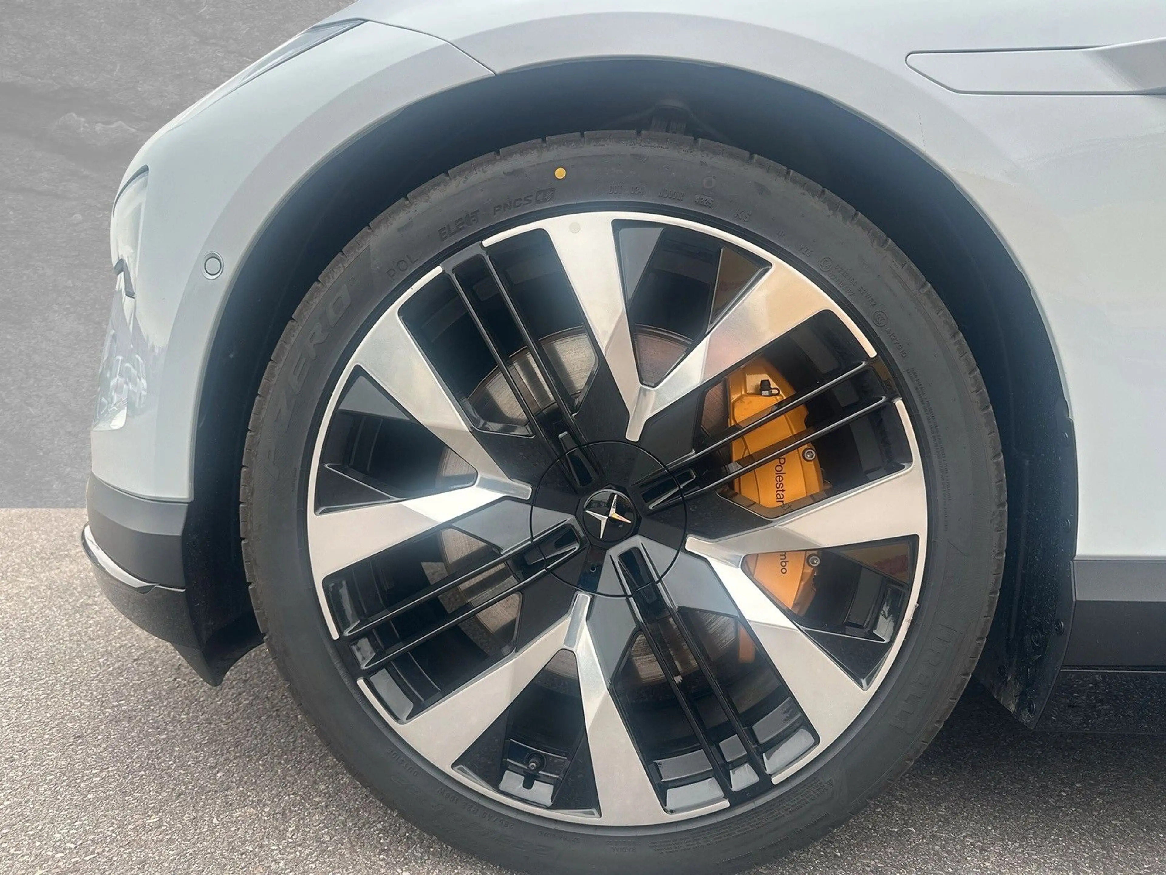Polestar 4 Polestar 4 LRDM MJ 26 Prime Performance — photo 2
