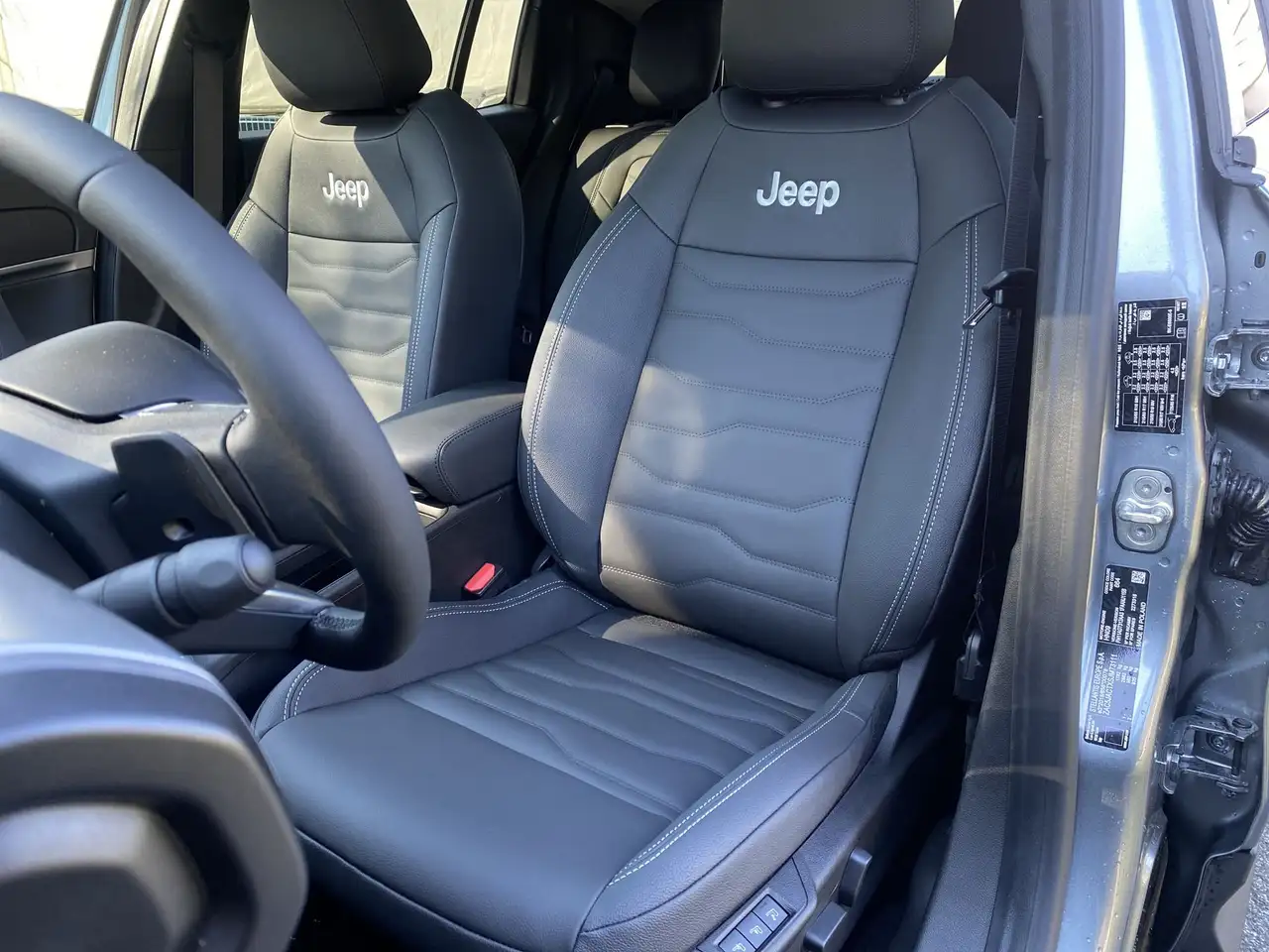 Jeep Avenger 2026 — фото 10