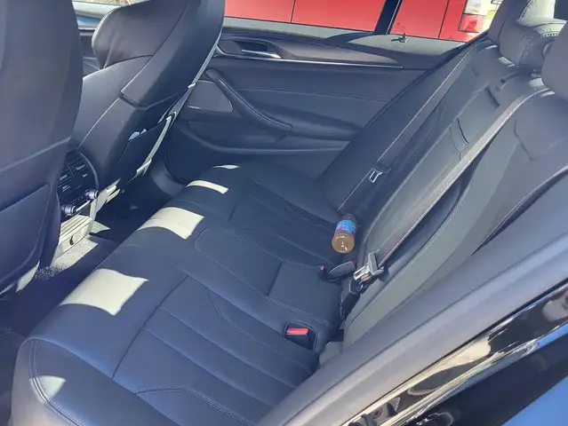BMW M5 view 15