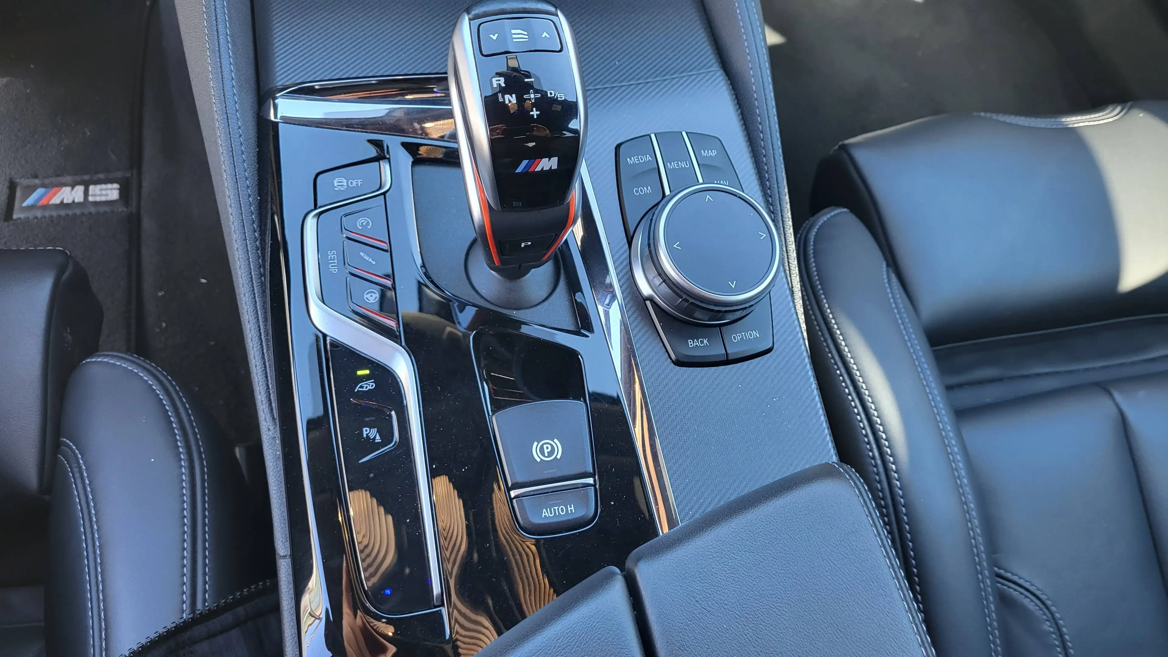 BMW M5 5er Competition — photo 12