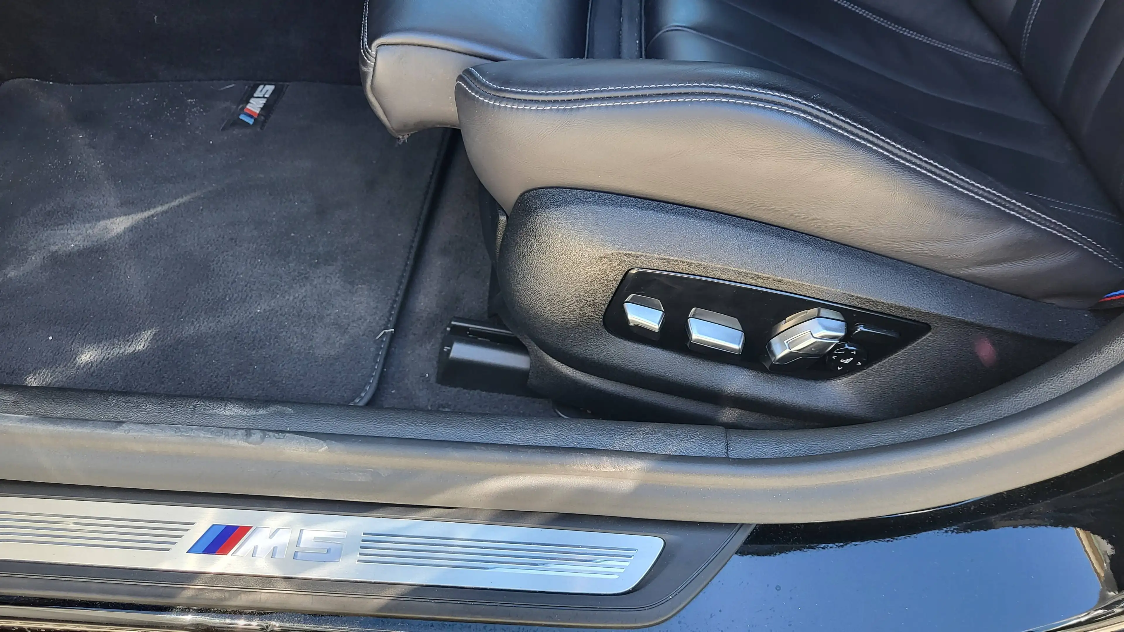 BMW M5 5er Competition — photo 10
