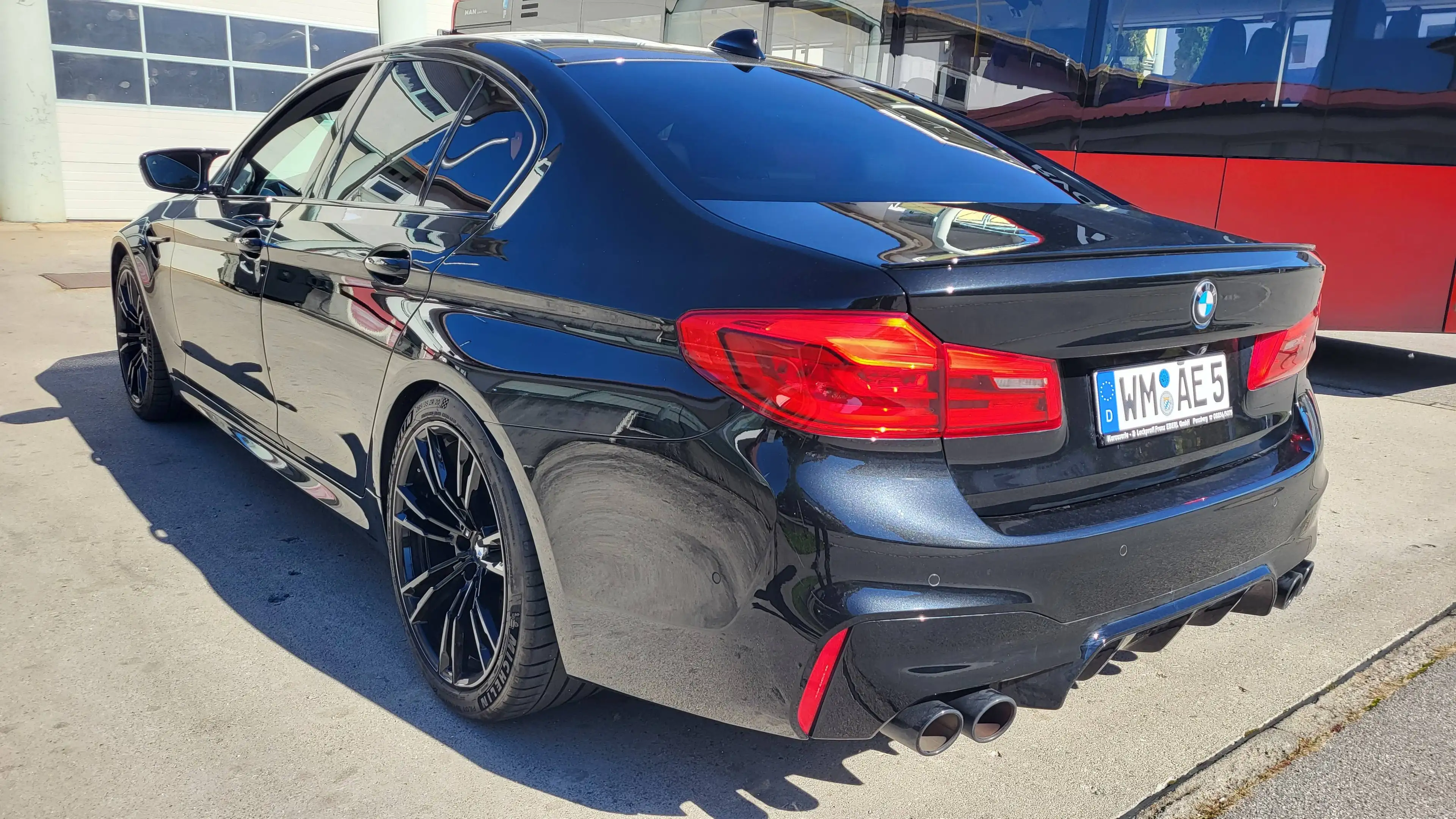 BMW M5 5er Competition — photo 2